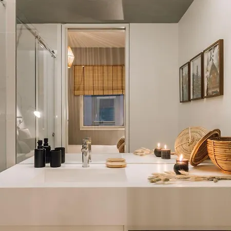 Appartamento Banyak - 2 Bedrooms And Parking In Arroios Lisbona