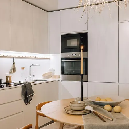 Daire Banyak - 2 Bedrooms And Parking In Arroios *