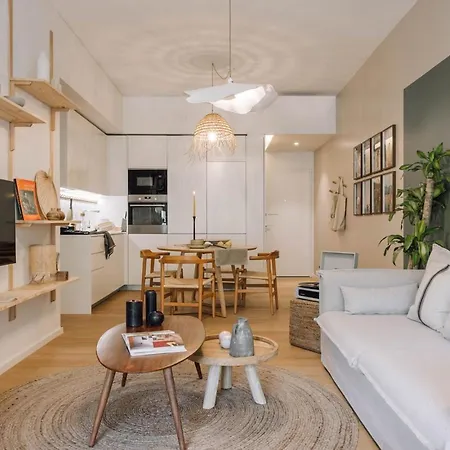 アパート Banyak - 2 Bedrooms And Parking In Arroios
